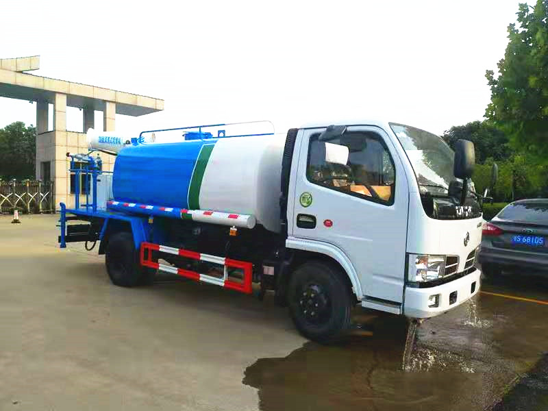 不上戶東風(fēng)福瑞卡5噸灑水車